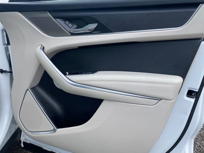 2025 Jaguar F-pace