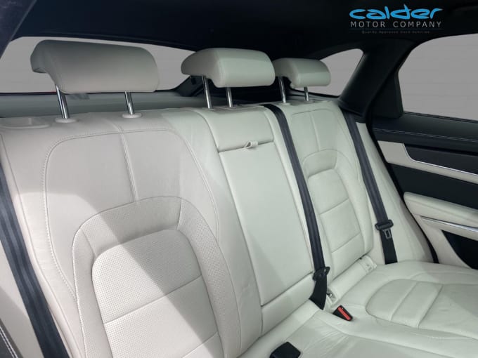 2025 Jaguar F-pace