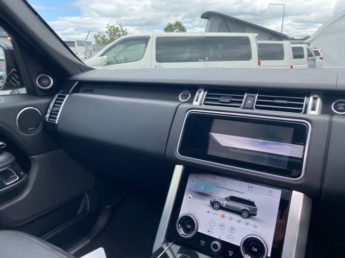 2025 Land Rover Range Rover