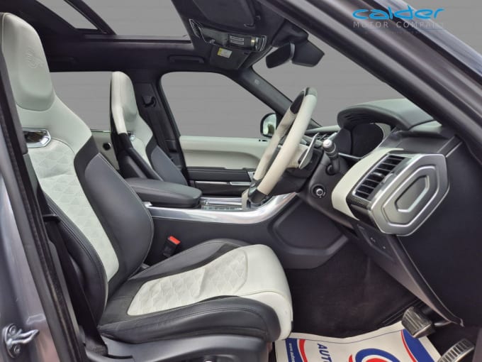 2025 Land Rover Range Rover Sport