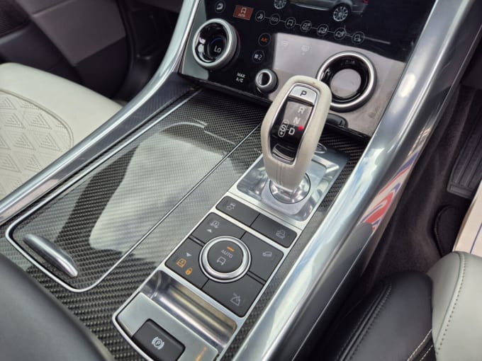 2025 Land Rover Range Rover Sport
