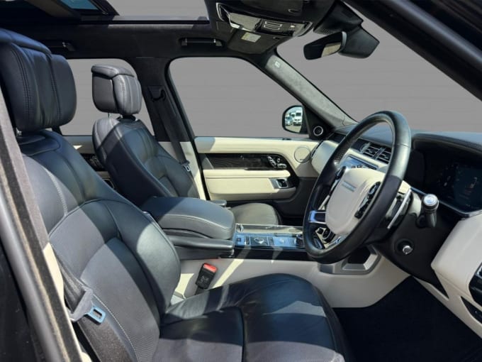 2025 Land Rover Range Rover