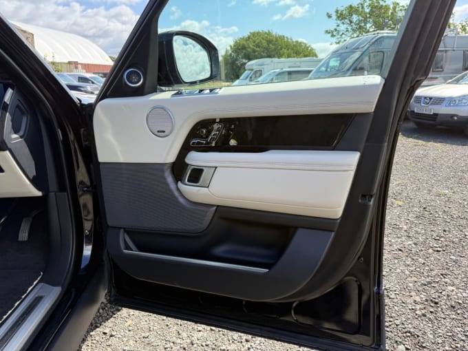 2025 Land Rover Range Rover