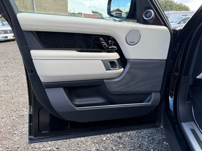 2025 Land Rover Range Rover