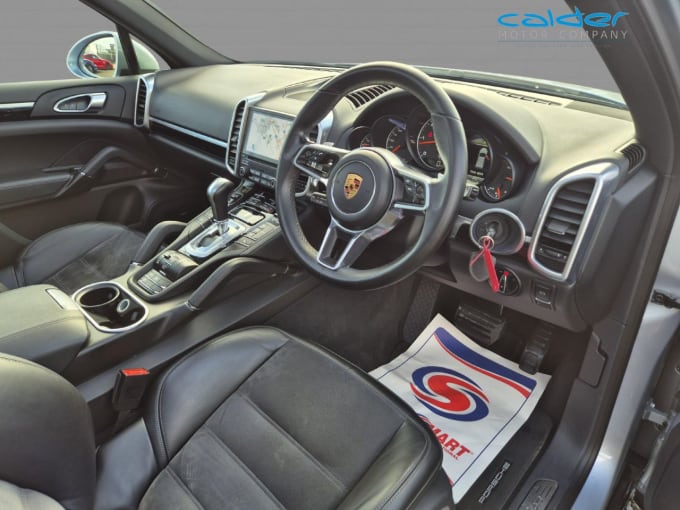 2025 Porsche Cayenne