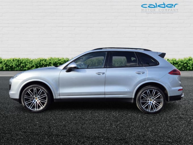 2025 Porsche Cayenne