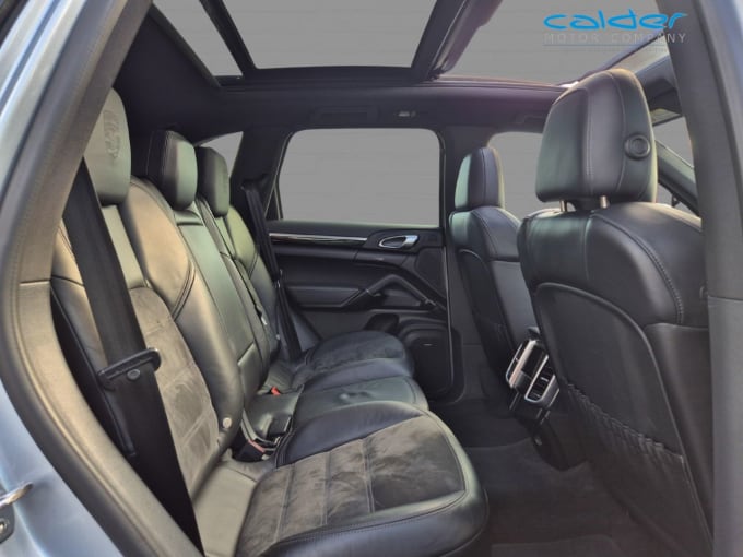2025 Porsche Cayenne