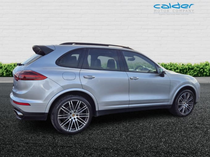 2025 Porsche Cayenne