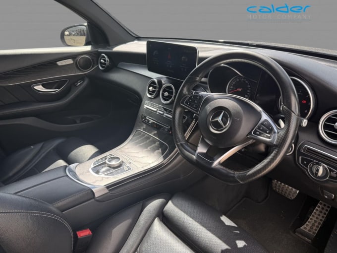2025 Mercedes-benz Glc
