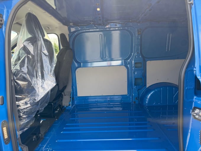 2025 Volkswagen Transporter