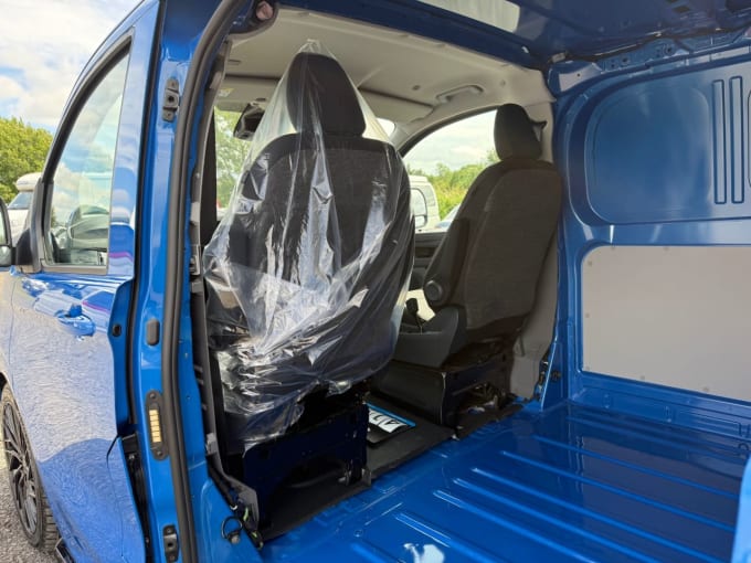 2025 Volkswagen Transporter