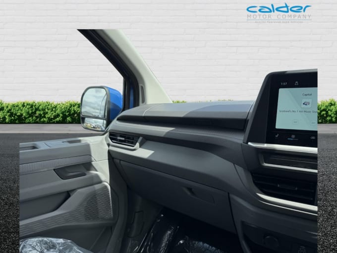 2025 Volkswagen Transporter