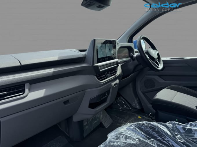 2025 Volkswagen Transporter