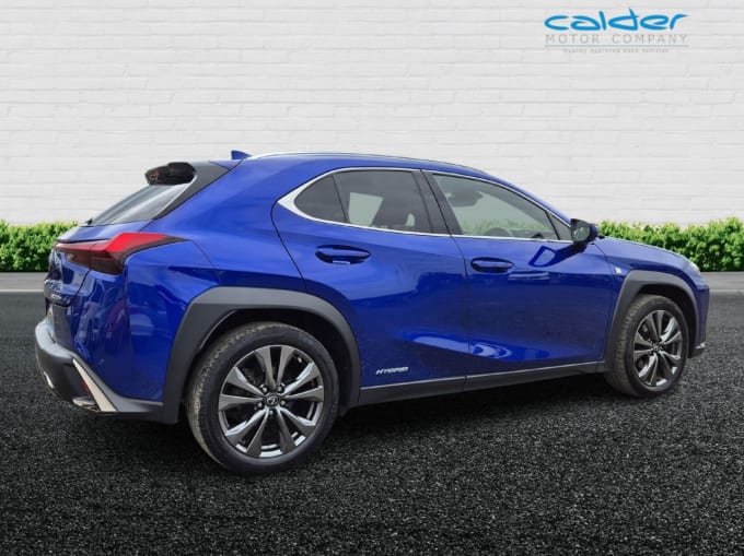 2025 Lexus Ux