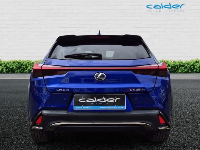 2025 Lexus Ux