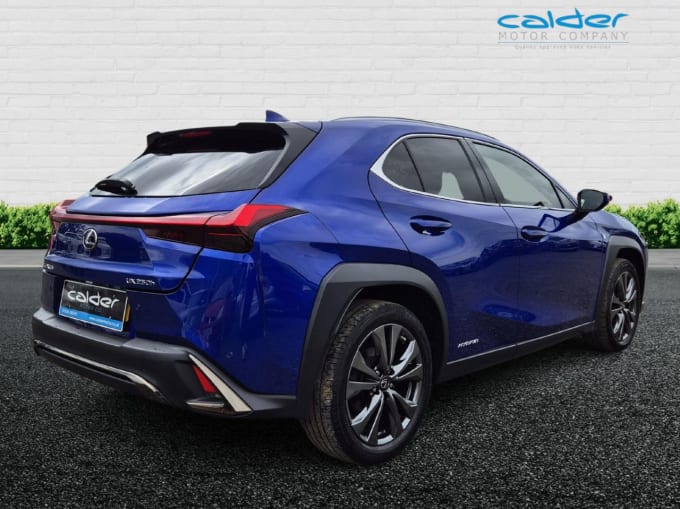 2025 Lexus Ux