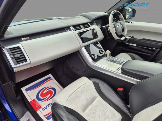 2025 Land Rover Range Rover Sport