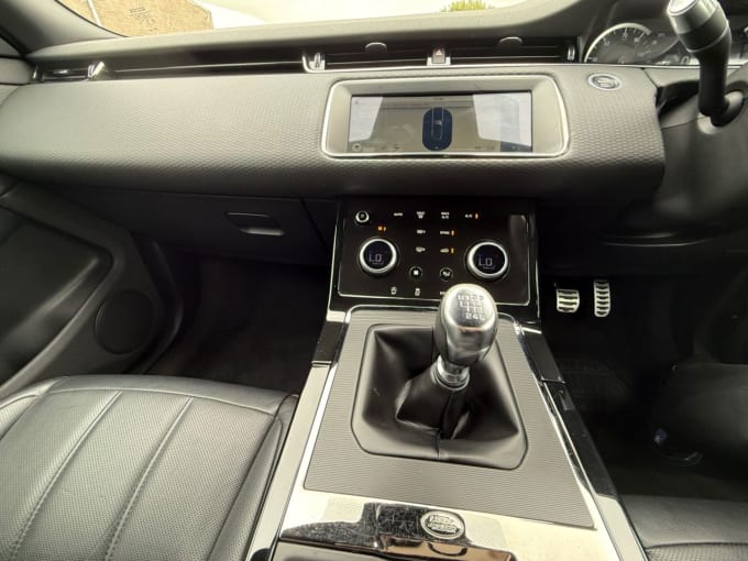 2025 Land Rover Range Rover Evoque