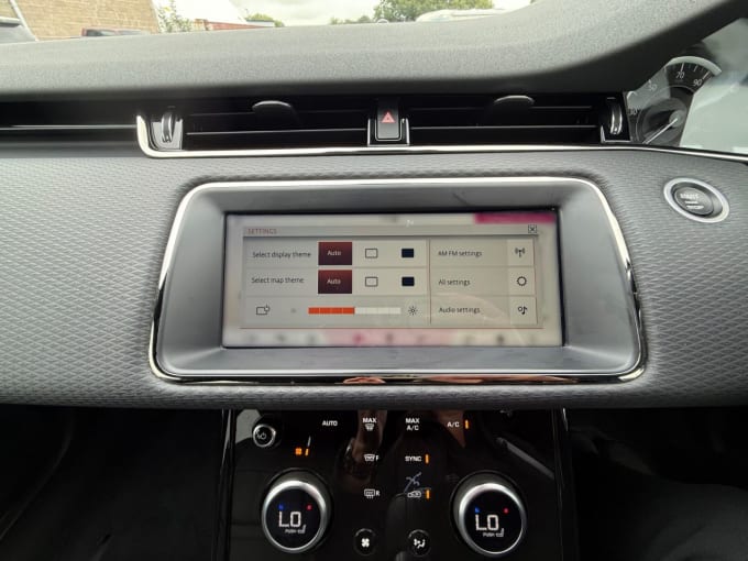 2025 Land Rover Range Rover Evoque
