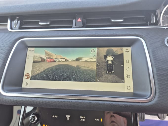 2025 Land Rover Range Rover Evoque