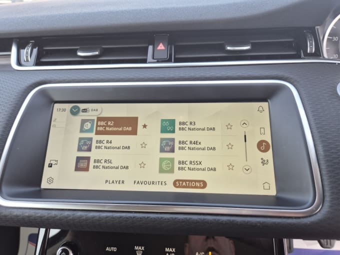 2025 Land Rover Range Rover Evoque