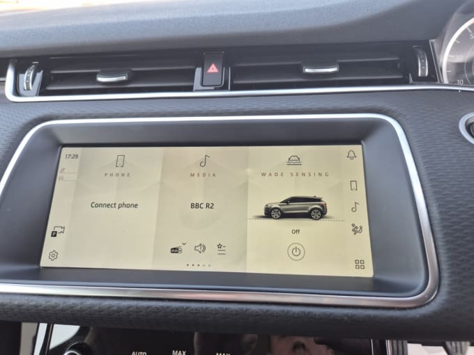 2025 Land Rover Range Rover Evoque