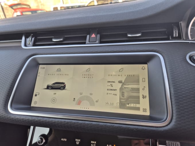 2025 Land Rover Range Rover Evoque