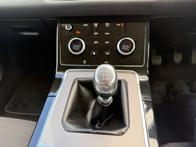 2025 Land Rover Range Rover Evoque