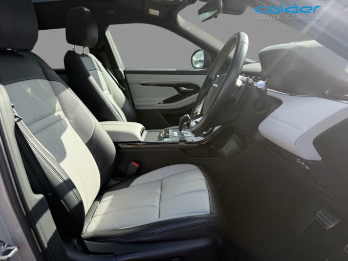 2025 Land Rover Range Rover Evoque