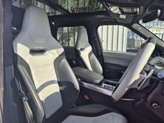 2025 Land Rover Range Rover Sport