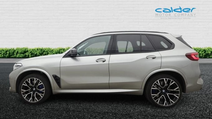 2025 BMW X5 M