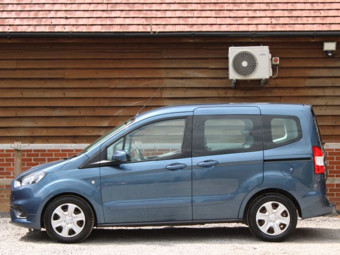 2024 Ford Tourneo Courier