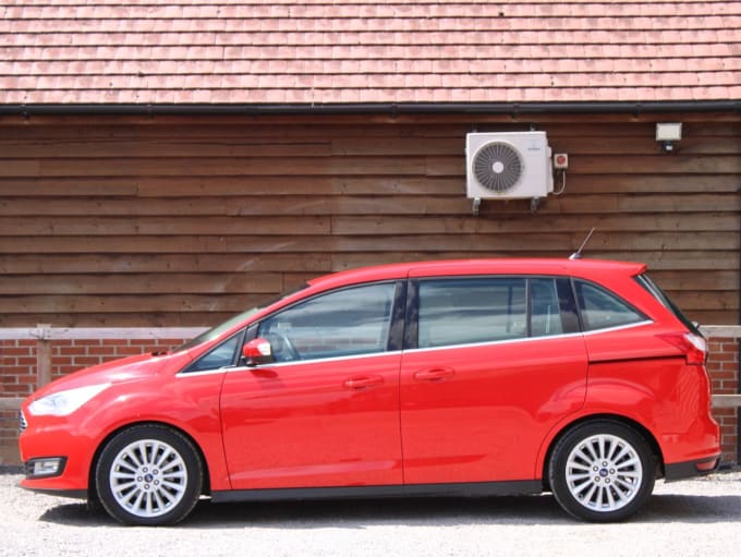 2024 Ford Grand C-max