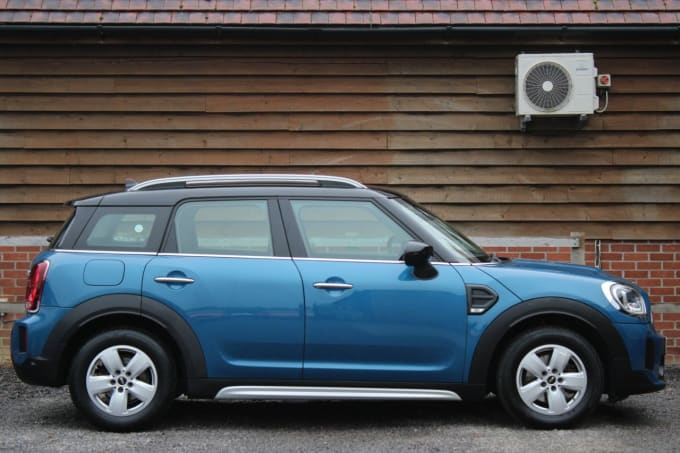 2025 Mini Countryman