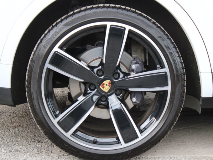2025 Porsche Cayenne
