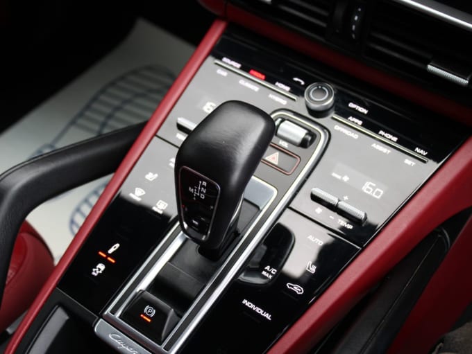 2025 Porsche Cayenne