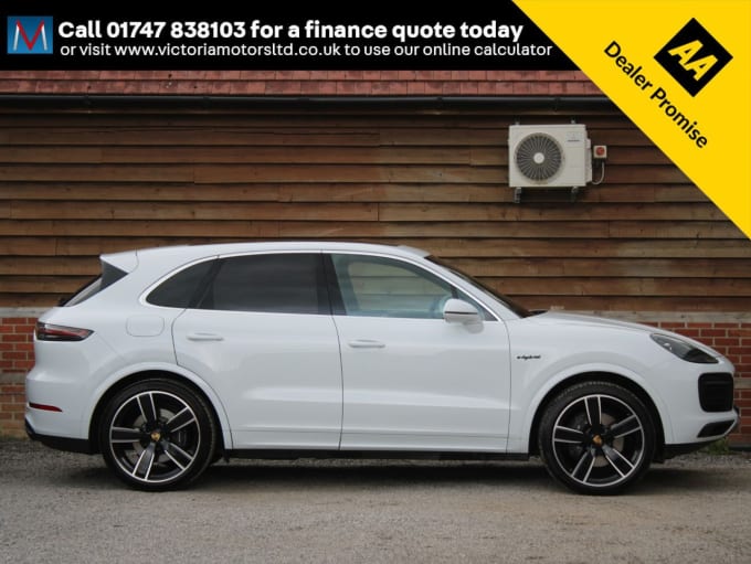 2025 Porsche Cayenne