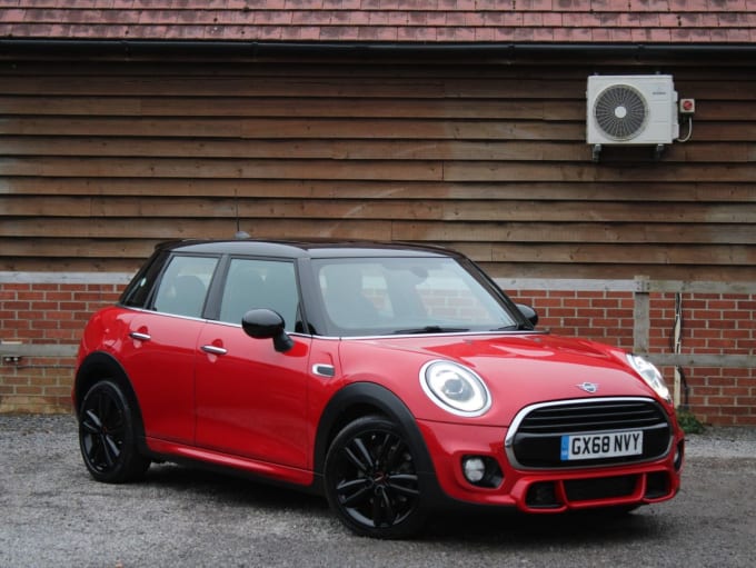 2025 Mini Hatch