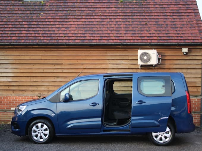 2025 Vauxhall Combo Life