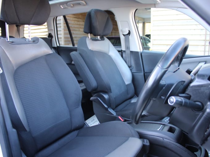 2025 Citroen Grand C4 Spacetourer