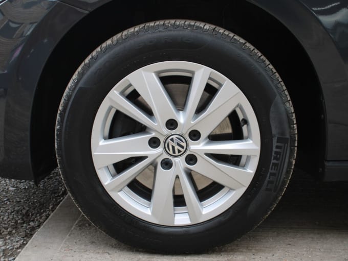 2025 Volkswagen Touran