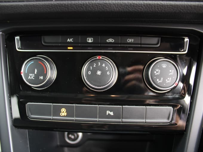 2025 Volkswagen Touran