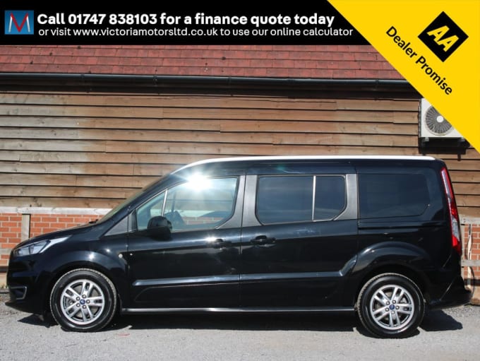 2025 Ford Grand Tourneo Connect