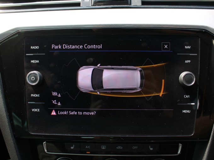2025 Volkswagen Passat