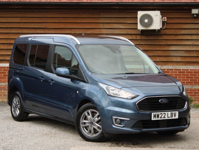 2025 Ford Grand Tourneo Connect