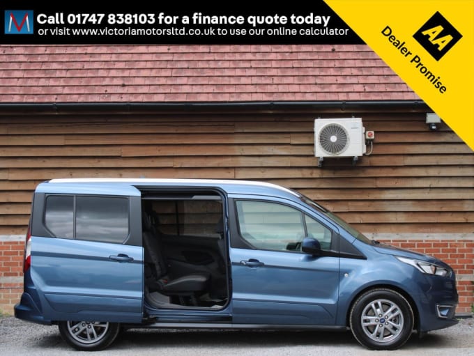 2025 Ford Grand Tourneo Connect