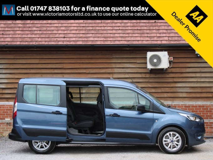 2025 Ford Grand Tourneo Connect