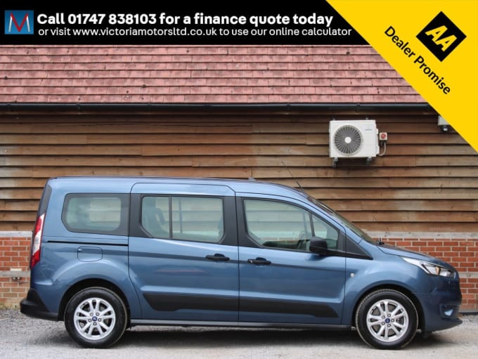 2025 Ford Grand Tourneo Connect