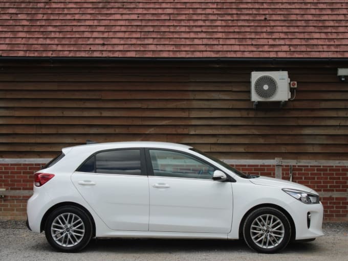 2025 Kia Rio