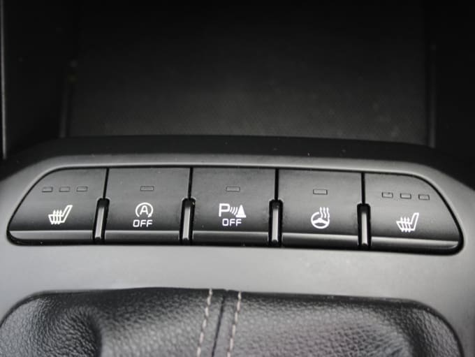 2025 Kia Rio